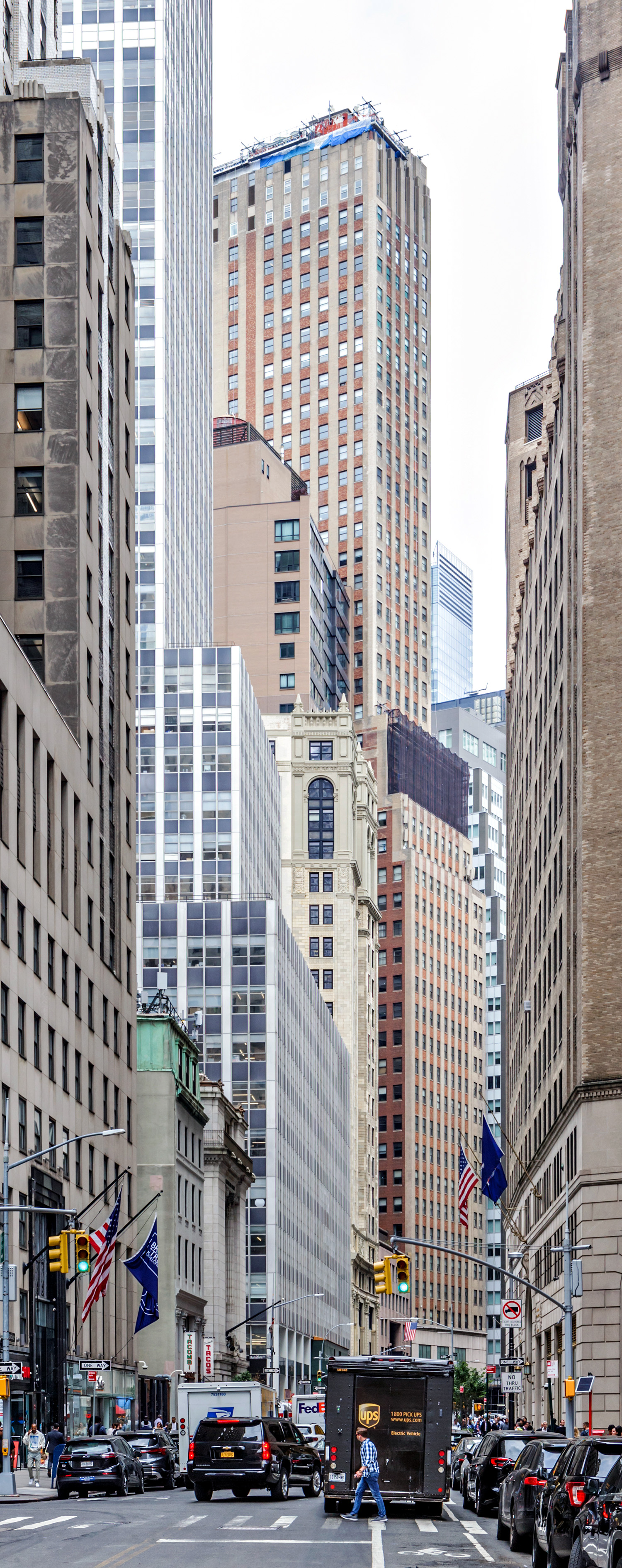 The Continental Bank Building, New York City - View from the south. © Mathias Beinling
